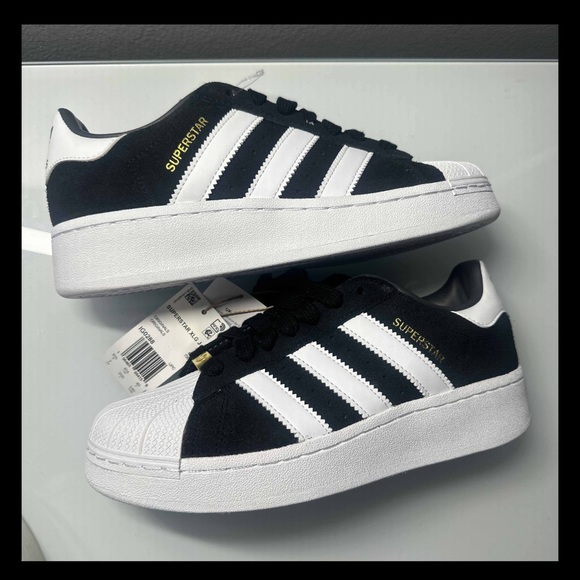 adidas gazelle silver green womens Men's adidas Superstar XLG Shoes White Black main image 0